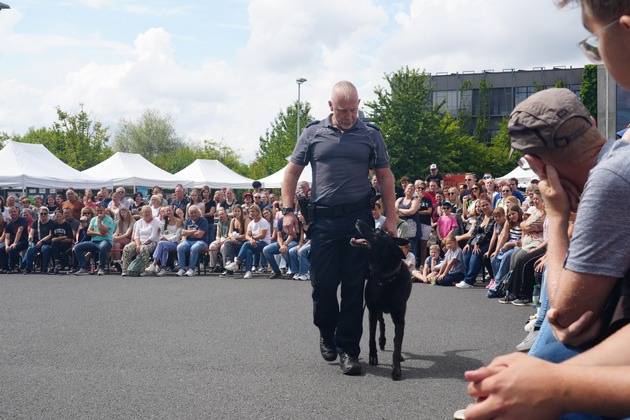 HZA-SW: Eindrücke von einer rundum gelungenen Veranstaltung - Impressionen zum Tag der offenen Tür des Hauptzollamts Schweinfurt