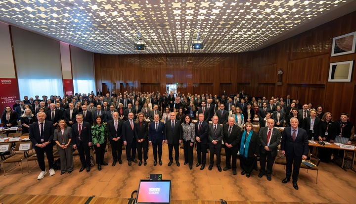 OSZE-Antisemitismuskonferenz in St. Gallen: Treffen zwischen Regierungschefin-Stellvertreterin Monauni und Bundesrat Cassis