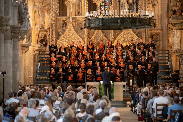 Von Bruckner bis Schostakowitsch und „Außerirdisches“ zu Silvester: MDR-Ensembles starten in neue Konzert-Saison 2024/25