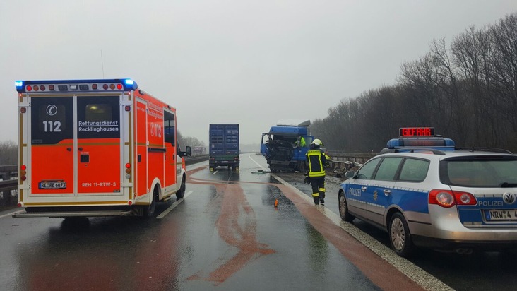 FW-RE: Verkehrsunfall mit einem LKW auf der BAB 43 - keine Verletzten