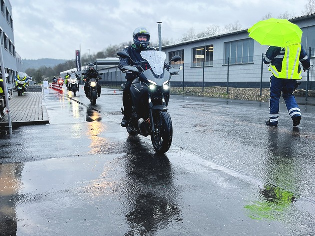 POL-MR: Fahr-und Sicherheitstraining zum Saisonstart für Motorradfahrer