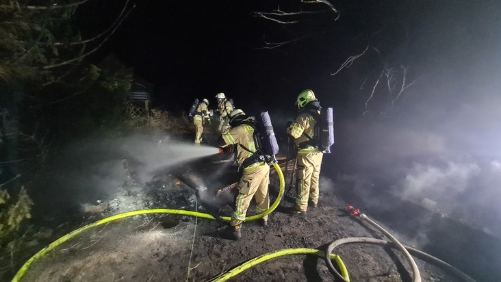 FW-KLE: Zügiges Eingreifen der Feuerwehr verhindert Waldbrand