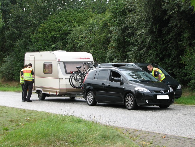 POL-SE: Nachtrag Fotos zur Schwerpunktkontrolle &quot;Ladungssicherung&quot; am Rastplatz &quot;Kaaksburg&quot;