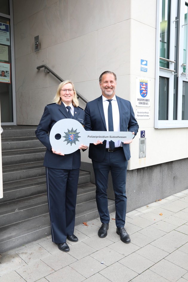 POL-OF: Julia Witthuhn ist neue Leiterin der Polizeistation Neu-Isenburg