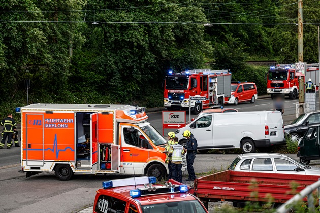 FW-MK: CO Austritt in Wohnhaus, ein Bewohner verstorben