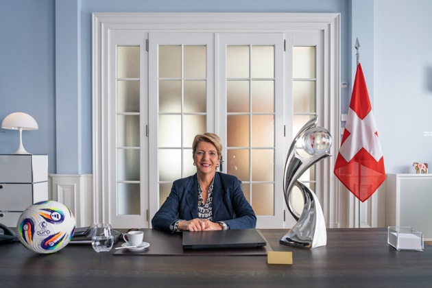 UEFA Women&apos;s EURO: Schweizer Bundespräsidentin wirbt in Videobotschaft fürs Verlieren
