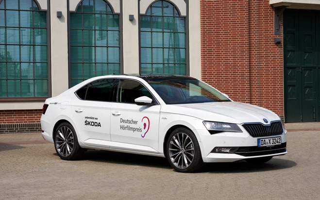 SKODA unterstützt Deutschen Hörfilmpreis im Jubiläumsjahr (FOTO)