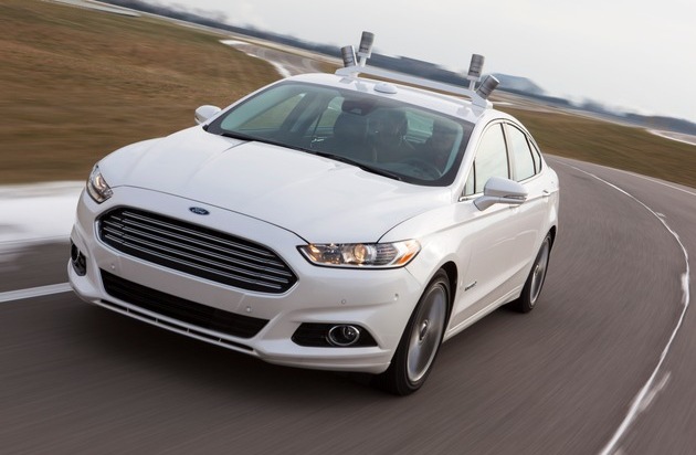 Ford-Werke GmbH: Automatisiertes Forschungsfahrzeug auf Basis des Ford Fusion Hybrid (FOTO)