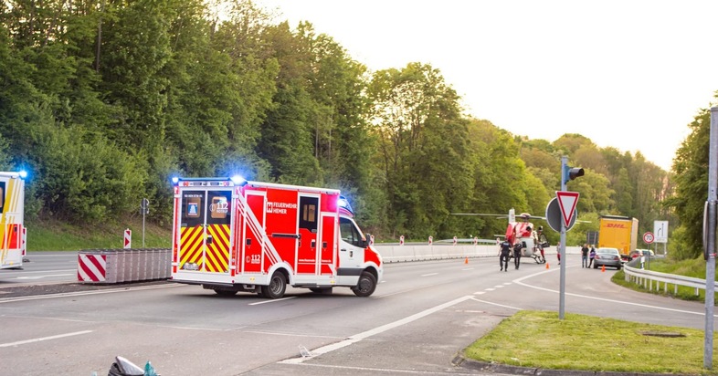FW-MK: Schwerer Motorradunfall am Dienstagabend