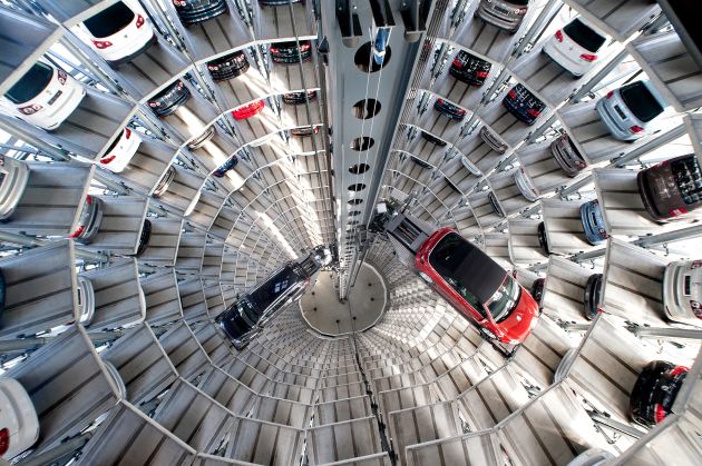 Die AutoTürme der Autostadt in Wolfsburg (mit Bild)