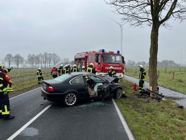 POL-STD: 49-jähriger BMW-Fahrer bei Unfall in zwischen Essel und Hesedorf schwer verletzt