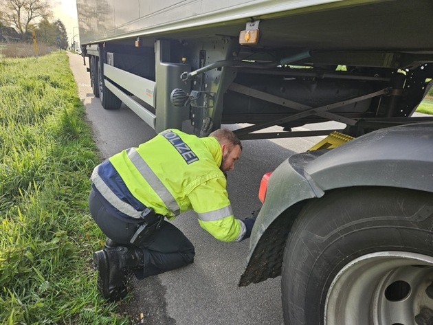 POL-WHV: Aktionstag &quot;sicher.mobil.leben&quot; - Kontrollen des gewerblichen Güterverkehrs in der Polizeiinspektion Wilhelmshaven/Friesland