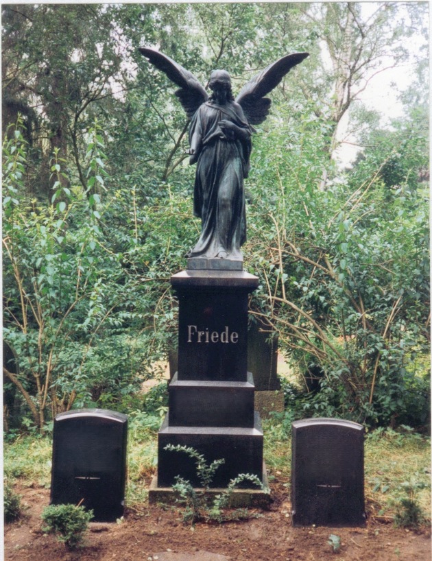 POL-HRO: Rostocker Bronzeplastiken im Wert von mehr als 37.000 Euro in Berlin sichergestellt - Kunstdiebstähle vom Neuen Friedhof aufgeklärt