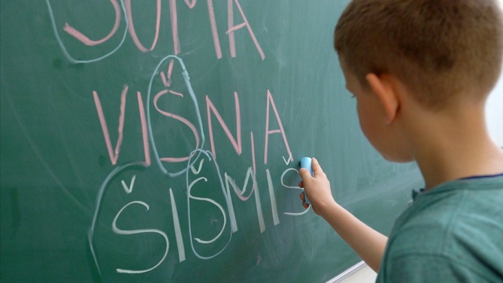 SOS-Kinderdörfer weltweit Hermann-Gmeiner-Fonds Deutschland e.V.: RiC TV und SOS-Kinderdörfer weltweit zum Weltkindertag: Kindern eine Stimme geben - Geschichten voller Hoffnung aus aller Welt