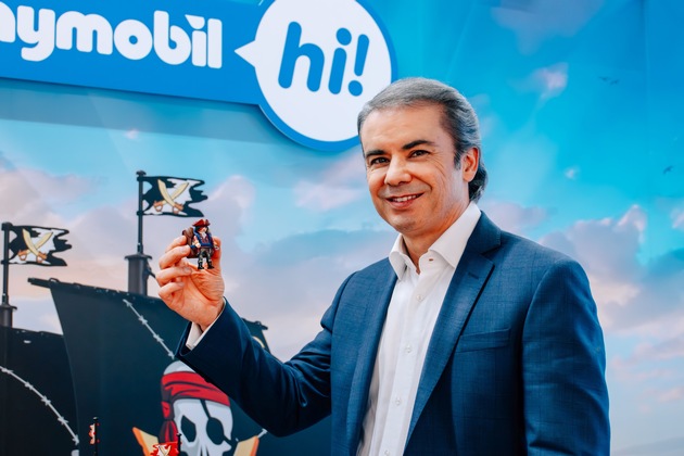 Playmobil hebt das Rollenspiel auf das nächste Level / Mit der Weltneuheit Playmobil hi! definiert die Marke eine neue Dimension des Spielens