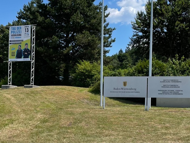 POL-HfPolBW: Tag der Polizeiausbildung bei der Polizei Baden-Württemberg in Herrenberg
