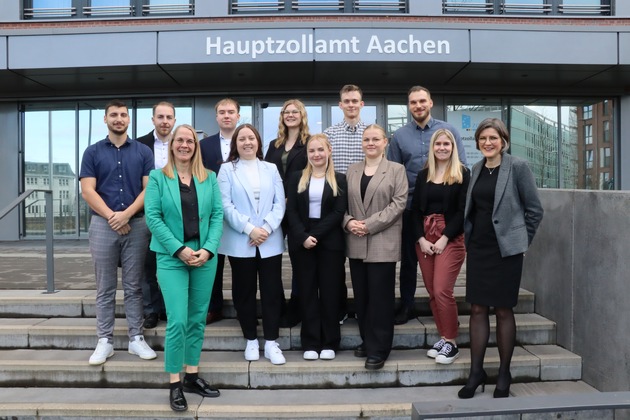 HZA-AC: Sieben Nachwuchskräfte für den Aachener Zoll starten im neuen Bachelor-Studiengang