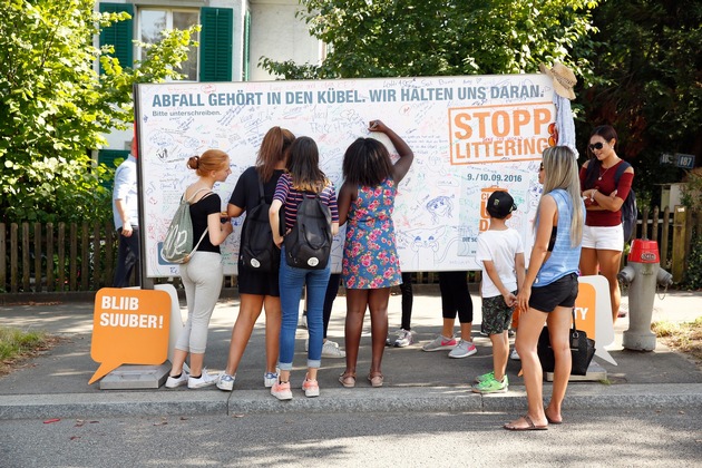 Medienmitteilung: «Knabenschiessen: Mit leeren Plakaten gegen Littering»