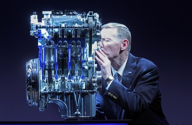 Ford-Werke GmbH: 1,0-Liter-EcoBoost-Motor von Ford ist zum dritten Mal in Folge "International Engine of the Year" (FOTO)