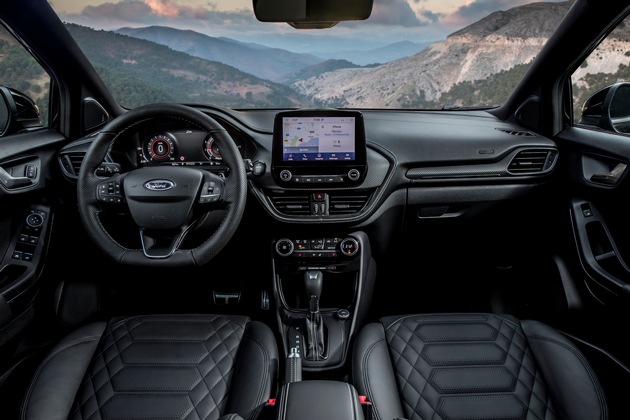 Publicité Ford Puma : Maintenant, disponible aussi avec moteur diesel, boîte automatique et finition ST-Line Vignale