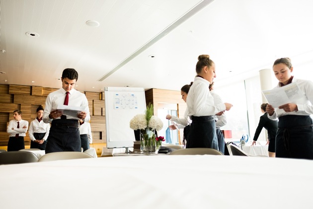 Medienmitteilung: Premiere - Studierenden-Restaurant "Berceau des Sens" an der Ecole hôtelière de Lausanne erhält Michelin-Stern
