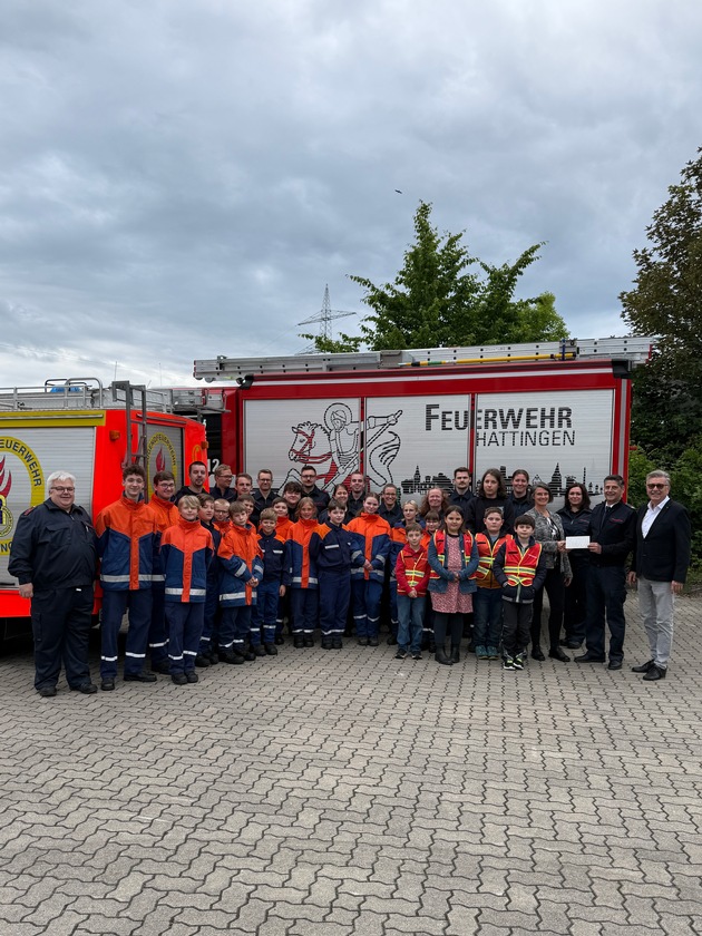 FW-EN: L&ouml;wenstarke Unterst&uuml;tzung f&uuml;r den Feuerwehrnachwuchs