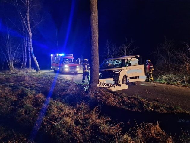 FW-ROW: +++Verkehrsunfall auf der A1 zwischen Sittensen und Heidenau +++ Verkehrsunfall auf Ortsverbindungsstraße in Klein Meckelsen+++