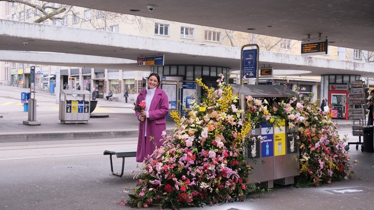 Blumen-Spektakel: Sihlcity lässt graues Zürich aufblühen