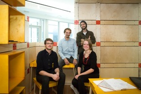 Architekturstudierende und Tischlerlehrlinge entwerfen ihren Arbeitsplatz der Zukunft