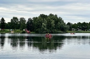 Feuerwehr Bocholt: FW Bocholt: Wasserunfall am B&uuml;rgerpark Mosse