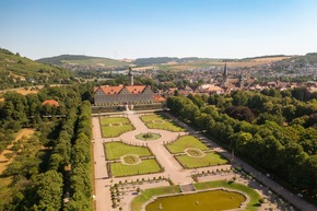 Presse-Feature: Gartenkunst mit Weitblick