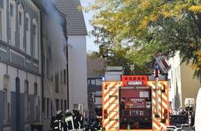 Feuerwehr Mülheim an der Ruhr: FW-MH: Wohnung im Vollbrand