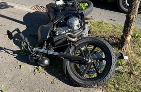 Kreispolizeibeh&ouml;rde Oberbergischer Kreis: POL-GM: Motorradfahrerin st&uuml;rzt nach &Uuml;berholvorgang