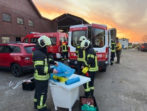 FW-AUR: Gro&szlig;tierrettung auf landwirtschaftlichem Anwesen