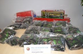 Polizeidirektion Hannover: POL-H: Nachtrag!
Polizei beschlagnahmt 1 733 Beutel "Spice"