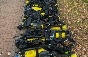 Feuerwehr Flotwedel: FW Flotwedel: Großeinsatz fordert Feuerwehren in Eicklingen