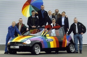 Ford-Werke GmbH: Ford ist Hauptsponsor beim "Europride 2002" am Christopher Street Day
in Köln