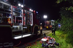 Feuerwehr Iserlohn: FW-MK: Schwerer Verkehrsunfall auf der Schälkstraße