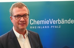 Chemieverbände Rheinland-Pfalz: Mitgliederversammlung der Chemieverbände Rheinland-Pfalz: Sebastian Schäfer zum Vorsitzenden gewählt