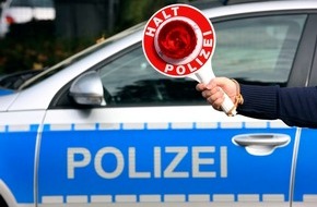 Polizei Rhein-Erft-Kreis: POL-REK: 180423-3: Rollerfahrer flüchtete vor der Polizei- Bedburg