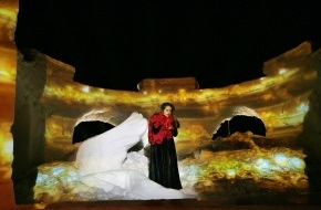 Bregenzer Festspiele GmbH: Bregenzer Festspiele präsentieren 'Tosca im Schnee'