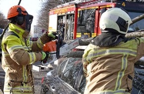 Feuerwehr Dresden: FW Dresden: Informationen zum Einsatzgeschehen von Feuerwehr und Rettungsdienst in der Landeshauptstadt Dresden vom 30. Oktober 2025