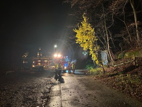 FW-Heiligenhaus: Fünf Einsätze am Freitag für die Feuerwehr Heiligenhaus