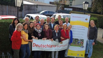 Bienenschutzinitiative Deutschland summt! bietet ab 2024 Club-Mitgliedschaft an