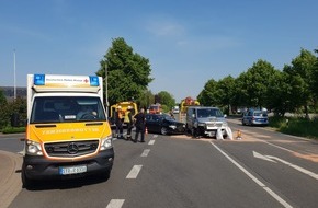 Polizeiinspektion Stade: POL-STD: Vier Verletzte bei Unfall im Alten Land - Autos stoßen in Neuenschleuse zusammen