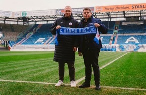Propan Rheingas GmbH & Co. KG: Rheingas ist neuer Business-Partner des F.C. Hansa Rostock / Tradition trifft Teamgeist - Zwei Traditionsmarken feiern Jubiläen und starten gemeinsame Partnerschaft im Norden