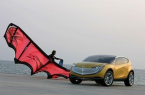 Mazda (Suisse) SA: Mazda reçoit le Prix OttoCar pour son Île Nagare dans Seconde LifeÂ