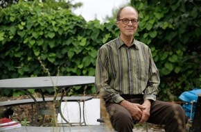 Pädagogische Hochschule Zürich: Emil Wettstein erhält den Bildungspreis 2013 der PH Zürich und der Stiftung Pestalozzianum (BILD)