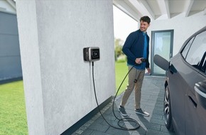 Lidl: Mit Lidl E-Autos einfach und bequem zuhause oder unterwegs laden / Praktische Ladestationen und Zubehör für Elektro- und Hybridfahrzeuge ab dem 15. Dezember in allen Lidl-Filialen und online erhältlich