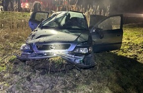 Polizei Coesfeld: POL-COE: Billerbeck, Coesfelder Straße/ Auto überschlägt sich